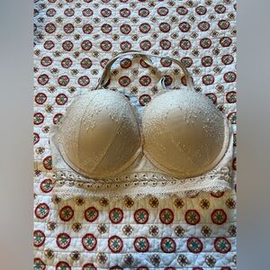 EUC Victoria’s Secret Beige Lace Very Sexy Multi Way Bra size 36D